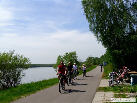 auf dem Radweg